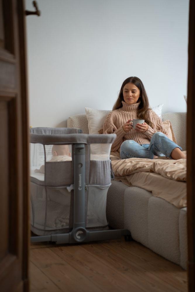 KIDNORT Postýlka Snäckskal