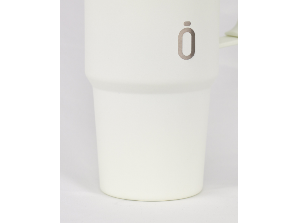 RUNBOTT Termohrnek 800 ml s nerezovým brčkem
