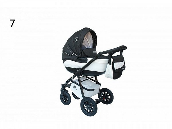 Kočárek Anmar Maseratti