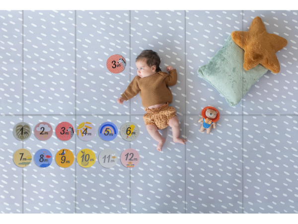 TAF TOYS Hrací deka pěnová 150x200 cm + kartičky na označení věku